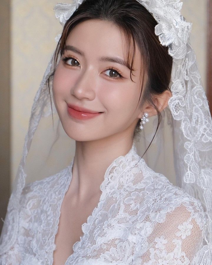 Cẩm Nang Thuê Makeup Cô Dâu Tại Nhà Chuyên Nghiệp